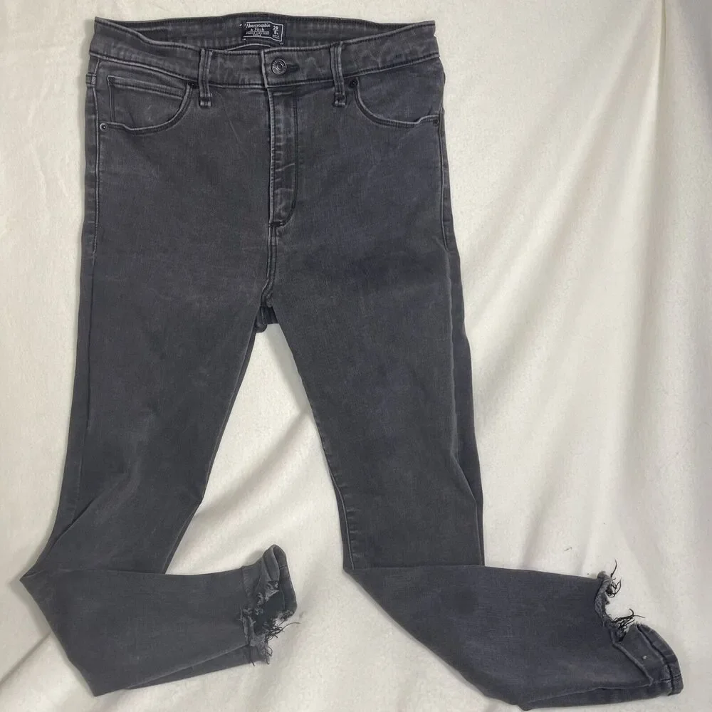 Abercrombie & Fitch Simone Jeans Women Sz 29/8S Black High Rise Ankle Distressed